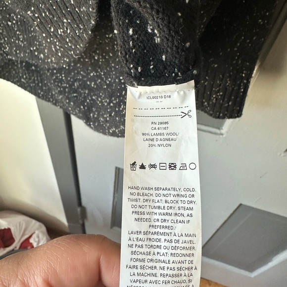 Pendleton Black and White Crew Neck Sweater - Picture 4 of 5